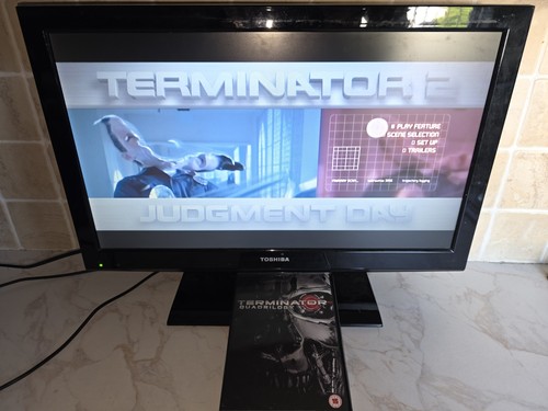 Toshiba 22dl702b lcd - toshiba,